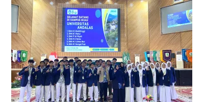 SMAIT AL FITYAH PEKANBARU GELAR KUNJUNGAN EDUKATIF KE UNAND DAN UNP