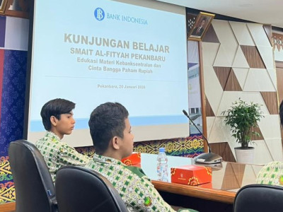 SMAIT Al Fityah Pekanbaru Gelar Field Trip Edukatif ke PUSBI Riau dan Rumah Sehat